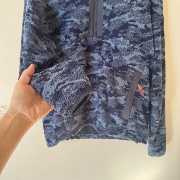 Outdoor Voices Primofleece 1/2 Zip Pullover Fleece Jacket Blue Cloud Camo XS - Picture 4 of 11